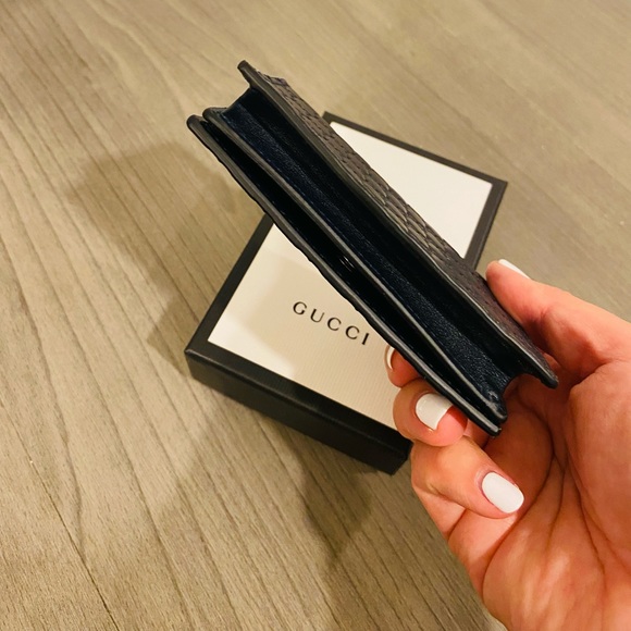 SOLD ⭐️Gucci credit card coin wallet - Picture 8 of 14